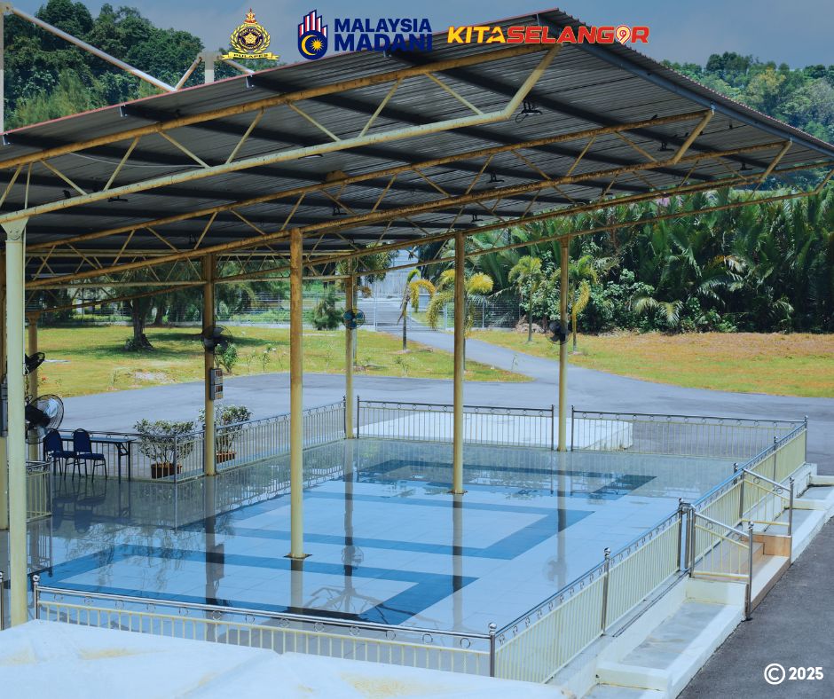 padang kawad 4